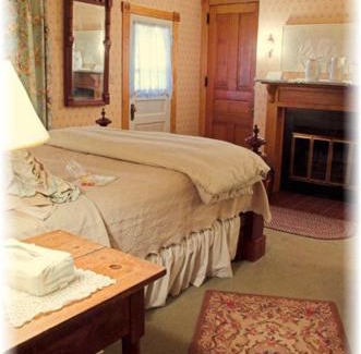 Sturgeon Bay Hotel | White Lace Inn
