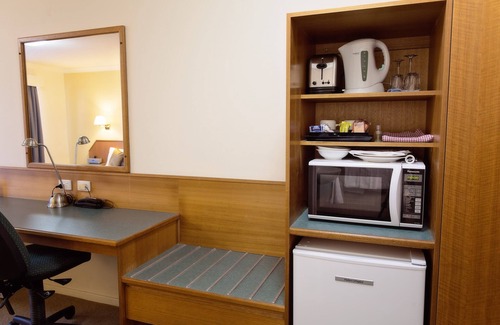 West Mackay Hotel | White Lace Motor Inn