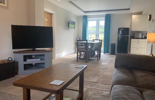 Fremington Casa | White Lea