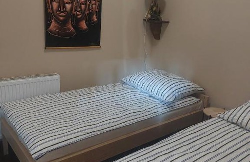 Gyal Apartamento | White Lion