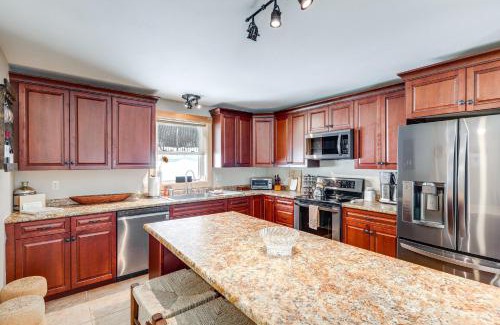 Eidelweiss Village Casa | White Mountain Home Near Lakes and Kancamagus Hwy!