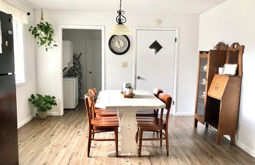 Harrison Casa | White Oak Cottage