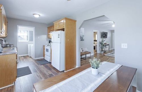 Trenton Casa | White Oak - fire pit, fast wifi, & free parking