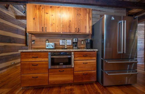 Sunset Cove Casa | White Oak Point | Historic, Lakefront Cabin on Lake Lure