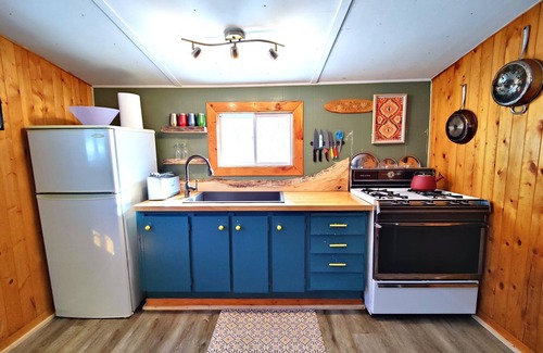 Washagami Cabina | White Pine Cabin at Pine Falls Lodge