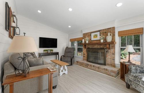Statesboro Casa | White Pine Cottage - Close to the Blue Mile
