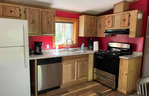 Blackduck Casa | White Pines B&B LLC