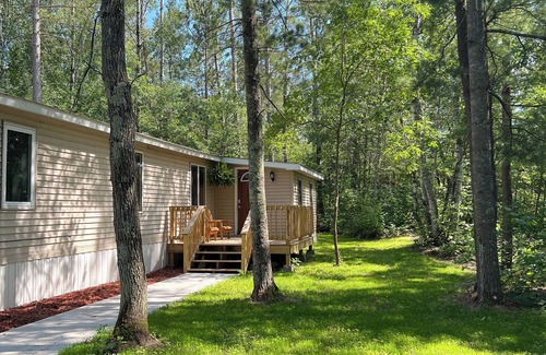Blackduck Casa | White Pines B&B LLC