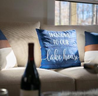 Clarkson Casa | White Pines Lodge- Wooded Retreat