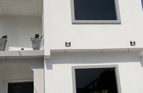 Kasoa Apartamento | WHITE PLACE APARTMENT