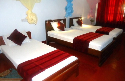 Nilaveli Hotel | White Sand Beach Inn