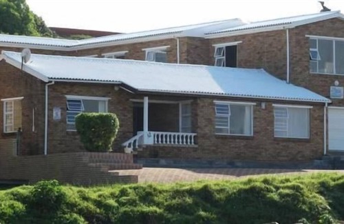 Van Dyks Bay Casa | White Shark Backpackers