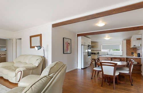 Lake Wangary Casa | White Springs, our peaceful holiday house in Coffin Bay