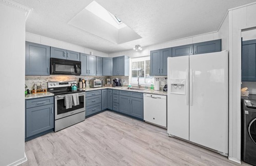 Streetsboro Cabina | White Tail Run At Heron Hill Retreat Hot Tub Lake!