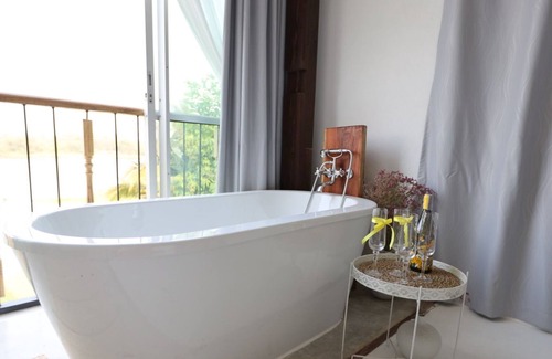 Kamphaeng Phet Casa | White Wall Riverfront Hotel