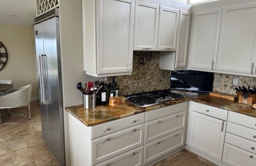 Western Malibu Casa | White Water Views from this amazing 3 bedroom 2 3/4 bath cliff top Malibu House