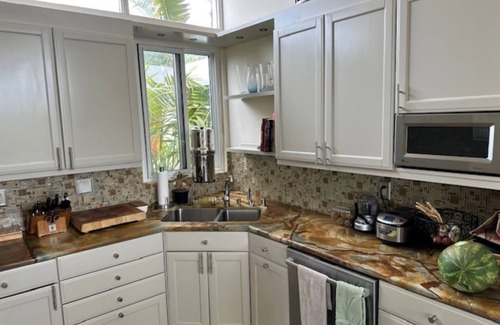 Western Malibu Casa | White Water Views from this amazing 3 bedroom 2 3/4 bath cliff top Malibu House