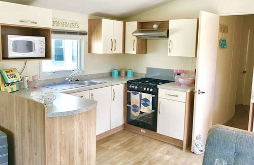 Bembridge Otro | Whitecliff Bay Holiday Park