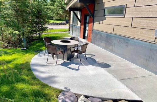 Whitefish Cabina | Whitefish Luxury Cabins - A