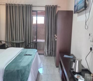 Farrarmere Casa | Whitehouse Lodge Benoni