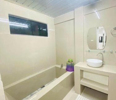 Kabasalan Apartamento | Whitehouse Residence