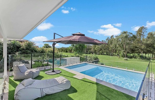 Pokolbin Cabaña | Whitepepper Cottage - Gorgeous Cottage at The Vintage Resort