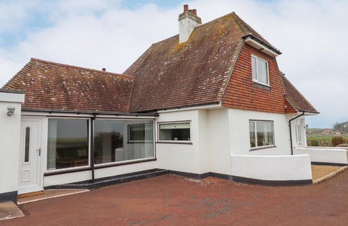 Bamburgh Casa | Whitestacks