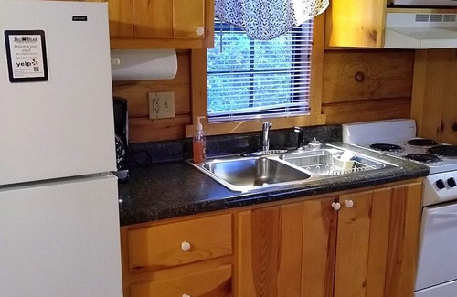 Franklin Cabina | Whitetail Cabin - Big Bear Cabin Rentals Alquiler de vacaciones de 2 dormitorios / 1 baño