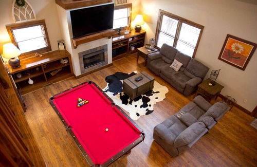Mentone Cabina | Whitetail Ridge!Hot Tub l Pool Table l Ping Pong