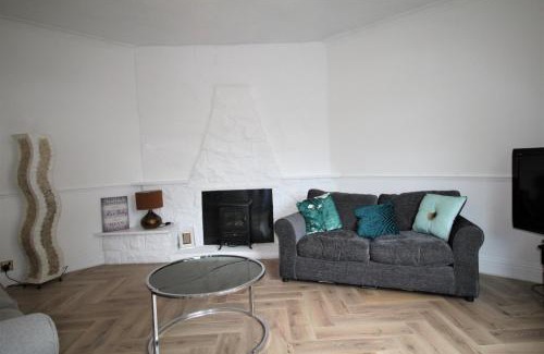 Whitley Bay Casa | Whitley Bay - Sleeps 6 - Parking - Fast Wifi - Dogs Welcome