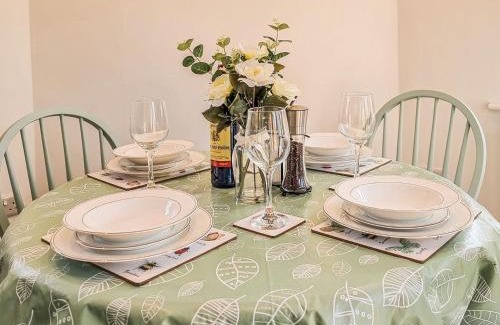 Eleighwater Casa | Whitney Cottage
