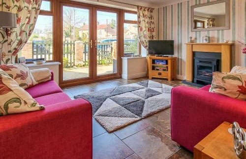 Eleighwater Casa | Whitney Cottage