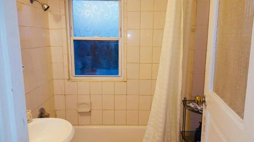 Hartford Apartamento | Whitney Wonder