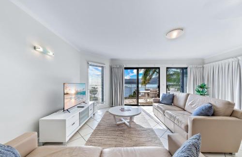 Airlie Beach Apartamento | Whitsunday Beachfront Apartment on Broadwater
