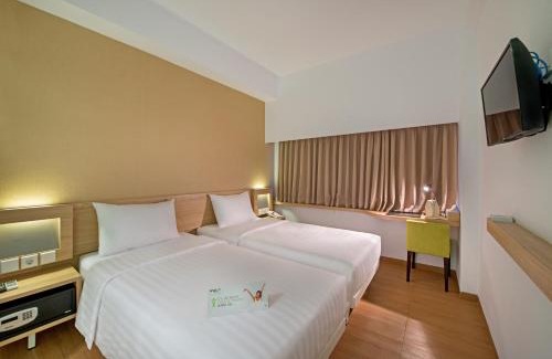 Manado City Centre Hotel | Whiz Prime Hotel Megamas Manado