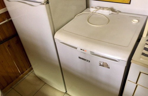 Kerepesdulo Apartamento | Todo el sótano ex pub 4 ciervo do