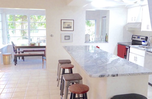 South Palm Park Neighborhood Association Casa | Whole Complex Close to the Ocean w/ a Magical Garden Sanctuary & Salt Water Pool