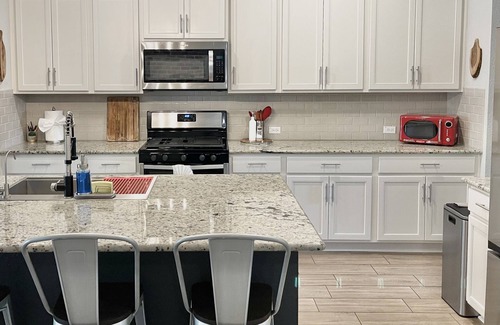 Austin Casa | Whole home! 3BR/2BA Family-Friendly Rental Near Austin Airport–Great Amenities!