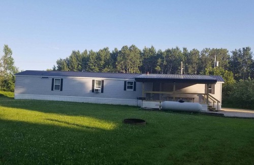 Newberry Casa | Whole Home in peaceful Newberry