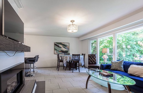 Mississauga Casa | Whole Home Oasis