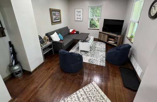 Ligonier Casa | Whole house! Comfortable 3 bed, 2 bath fully remodeled