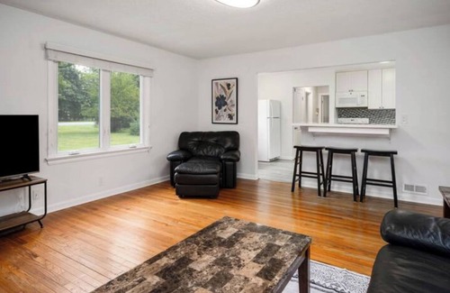 Perinton Casa | Whole house in Pittsford NY