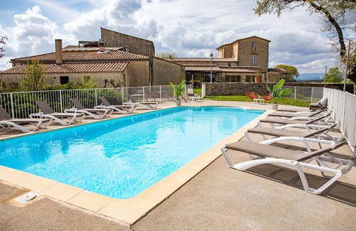 Ferrieres-les-Verreries Casa | Whole lodging : Gîte Arche - Pic St Loup region, Gîte Arche - Pic St Loup region