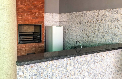 Frutal Apartamento | Whole Space. Ideal for one person or a couple. Pets are welcome.