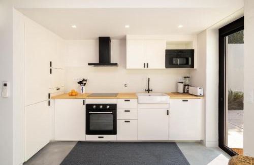 Lombos Apartamento | WHome Beachside Bliss In Carcavelos, 1BR With Patio & Parking