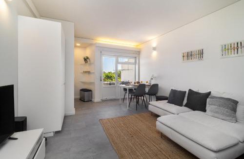 Carcavelos Apartamento | WHome Study & Surf Carcavelos 1-BED by Beach & Nova SBE