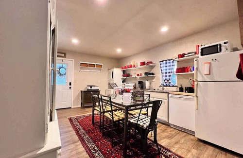 Lawton Casa | Wichita Mtns Barn@Ft Sill, Medicine Park, Hot tub