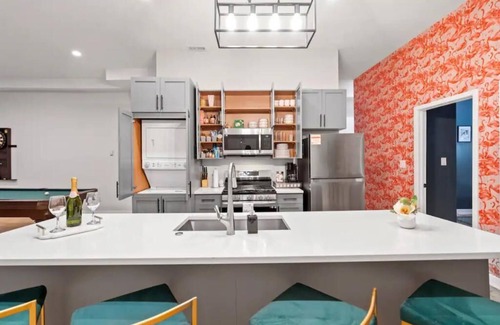 Bucktown Apartamento | Wicker Park-AMENITIES,FREE WINE BOTTLE, LAUNDRY IN-UNIT, 2BDRM, POOL TABLE,+MORE