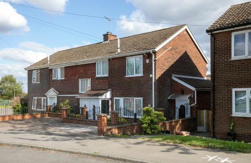 Bramley Apartamento | Wickersley House, Rotherham for contractors & Families, free parkin, wifi etc