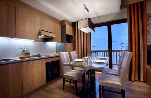 Eclose-Est Apartamento | Wifi, fitness, piscina, sauna, hammam, balcón, tv, 45m², Alpe d'Huez